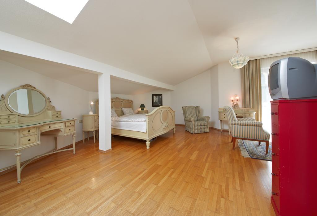Casa Vita Apartments Saalbach Zimmer foto